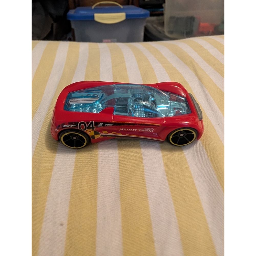 2012 Hot Wheels Nitrium Red Stunt Team Diecast Car 1:64 Scale Mega Loop Mayhem